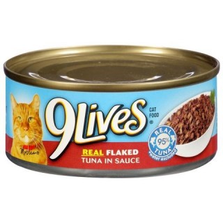 9 Lives Real Flaked Tuna in Sauce 156g Cat Wet Food